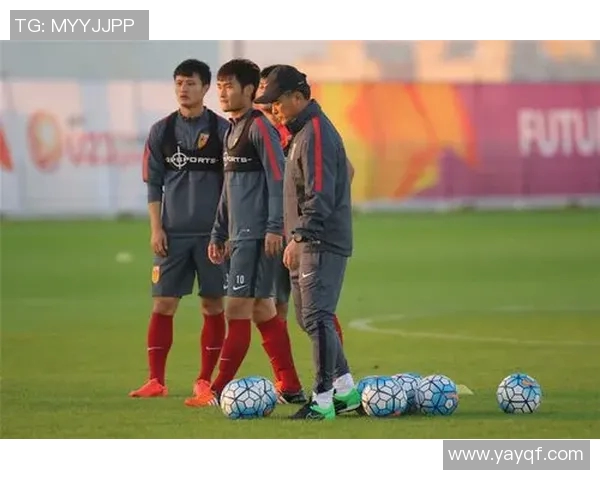 廖力生精准调度传球助力球队攻防转换展现战术智慧 廖力生精准调度传球助力球队攻防转换展现战术智慧