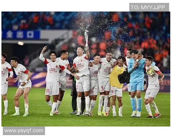 李铁:中超联赛将推动中国足球发展,继续引进知名球星助力提升实力 李铁:中超联赛将推动中国足球发展,继续引进知名球星助力提升实力