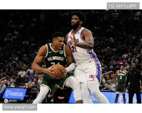 雄鹿与76人巅峰对决，字母哥独砍35+7+8，彰显MVP级别表现